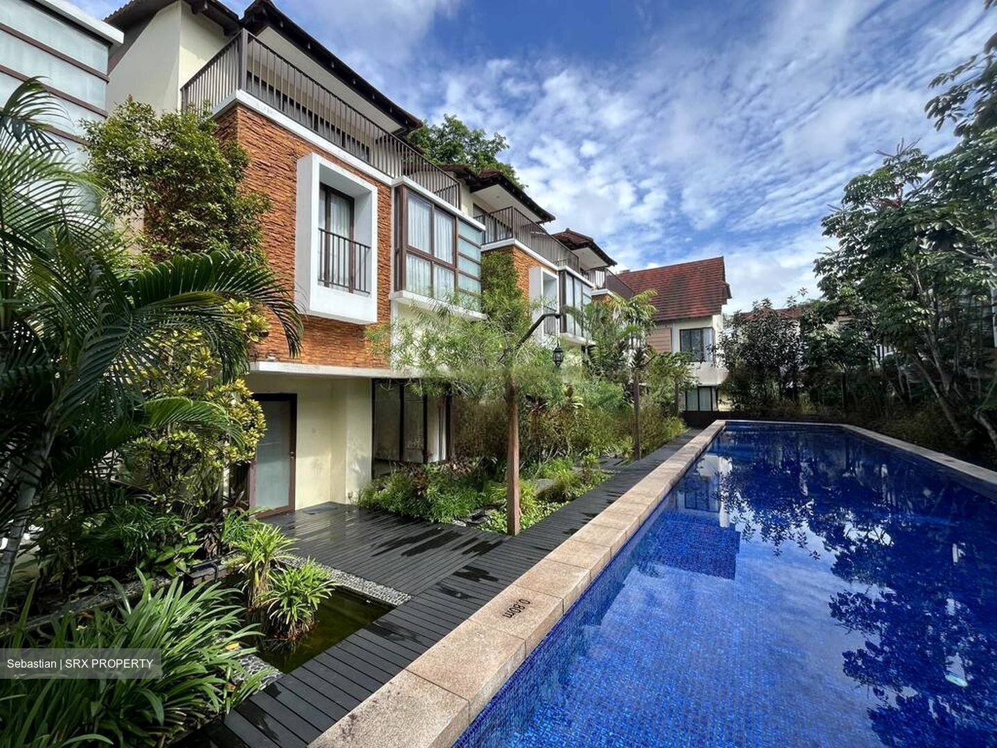 Lornie Road (D11), Terrace #457598461